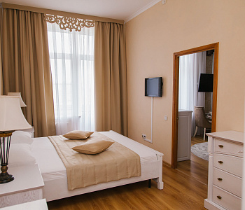  Санаторий &laquo;им. С.М. Кирова&raquo; Железноводск. Номер &laquo;Люкс&raquo;